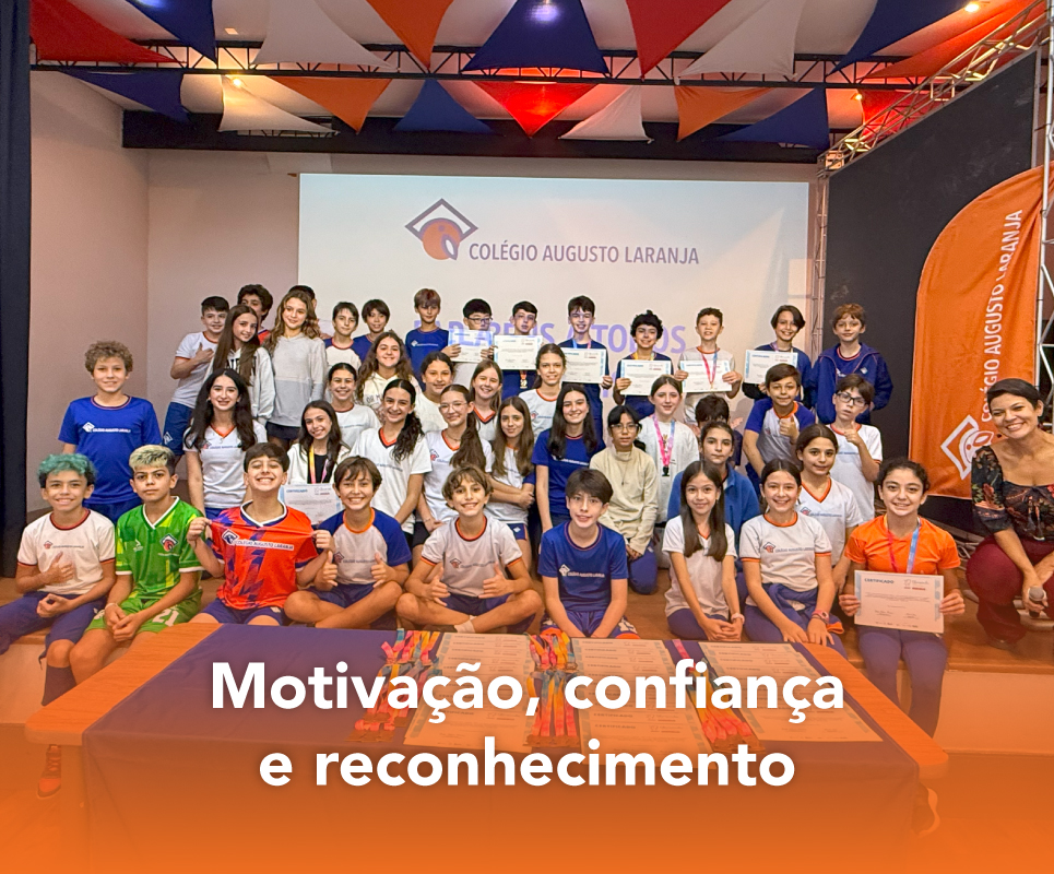 O reconhecimento do esforço dos alunos fortalece a motivação, a confiança e contribui para um ambiente educacional mais positivo.